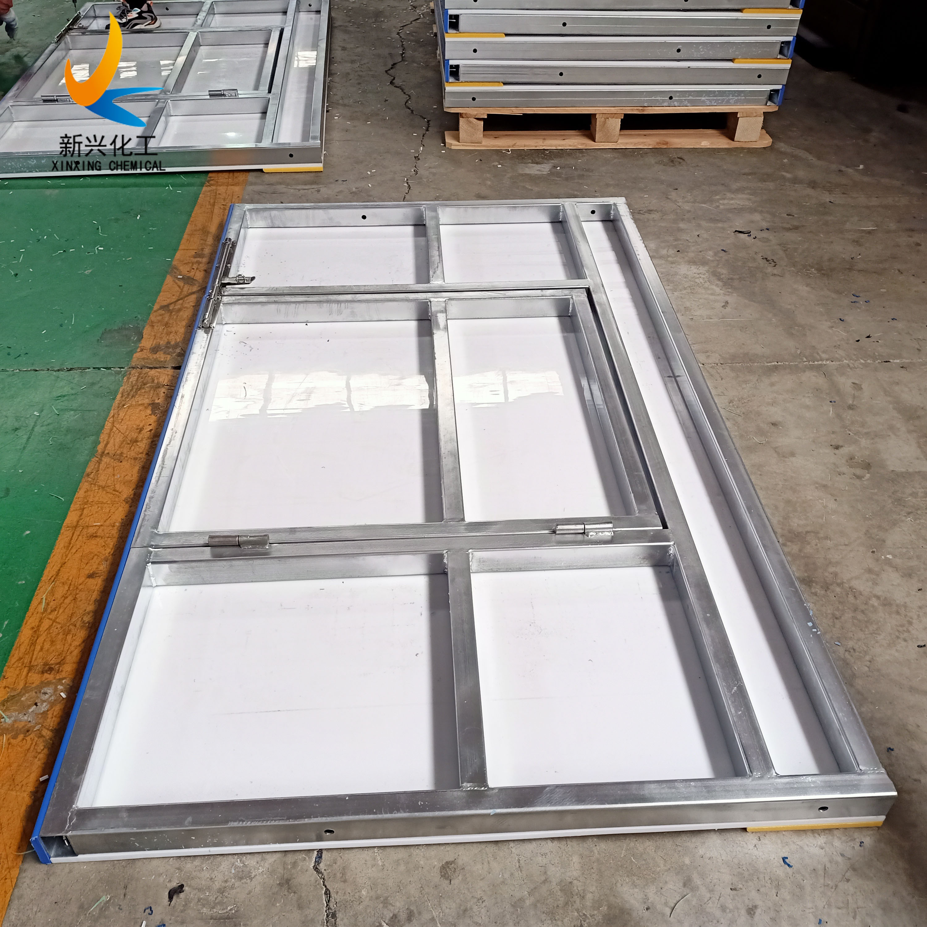 Custom UV Resistant HDPE Aluminium / Steel Frame Dasher Board System