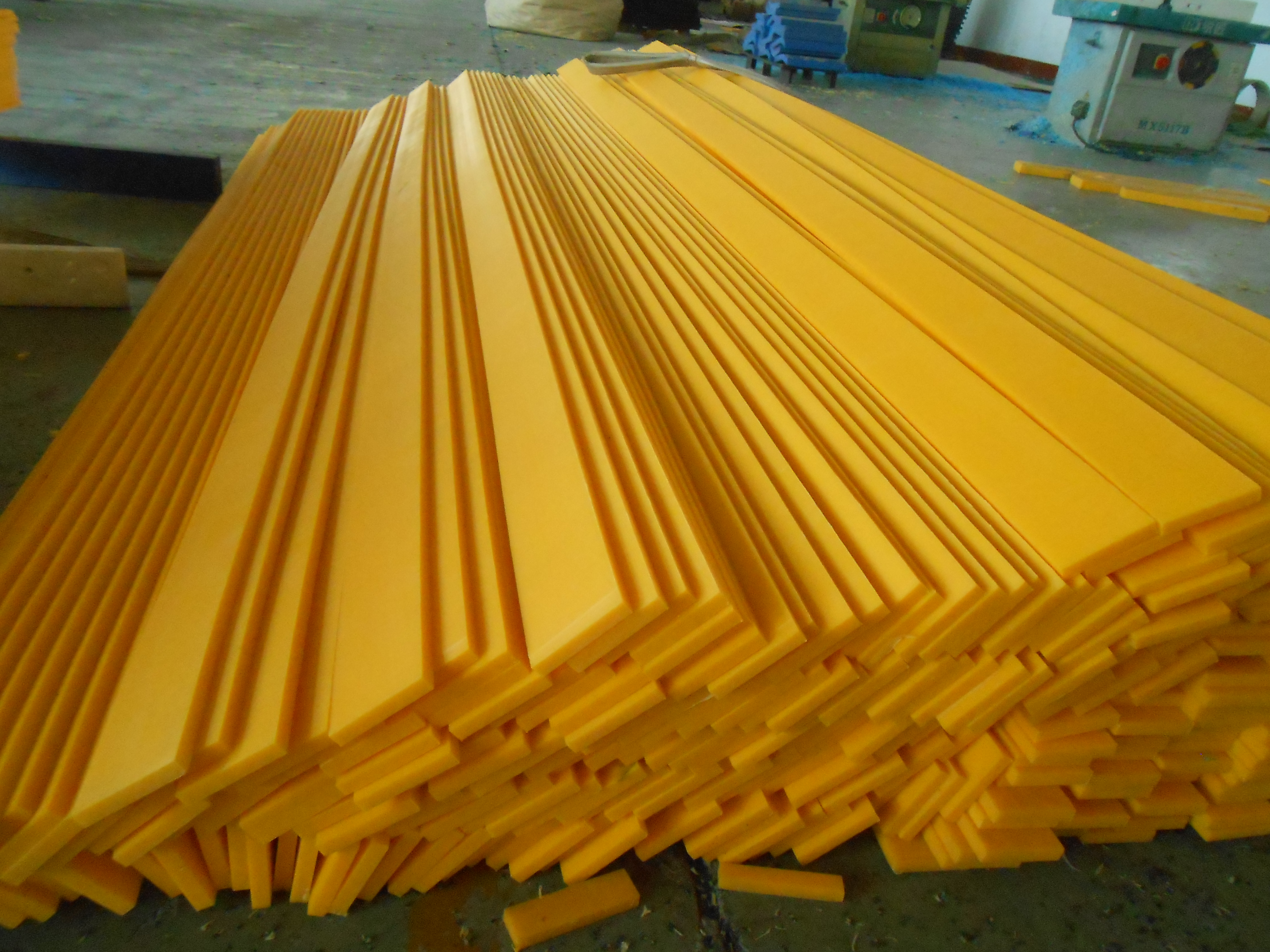 Cut-to-size PE 1000 2000 UHMWPE Plastic Wear Strips